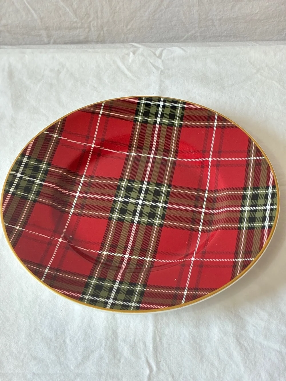 222 Fifth Wexford Red Porcelain 8.5